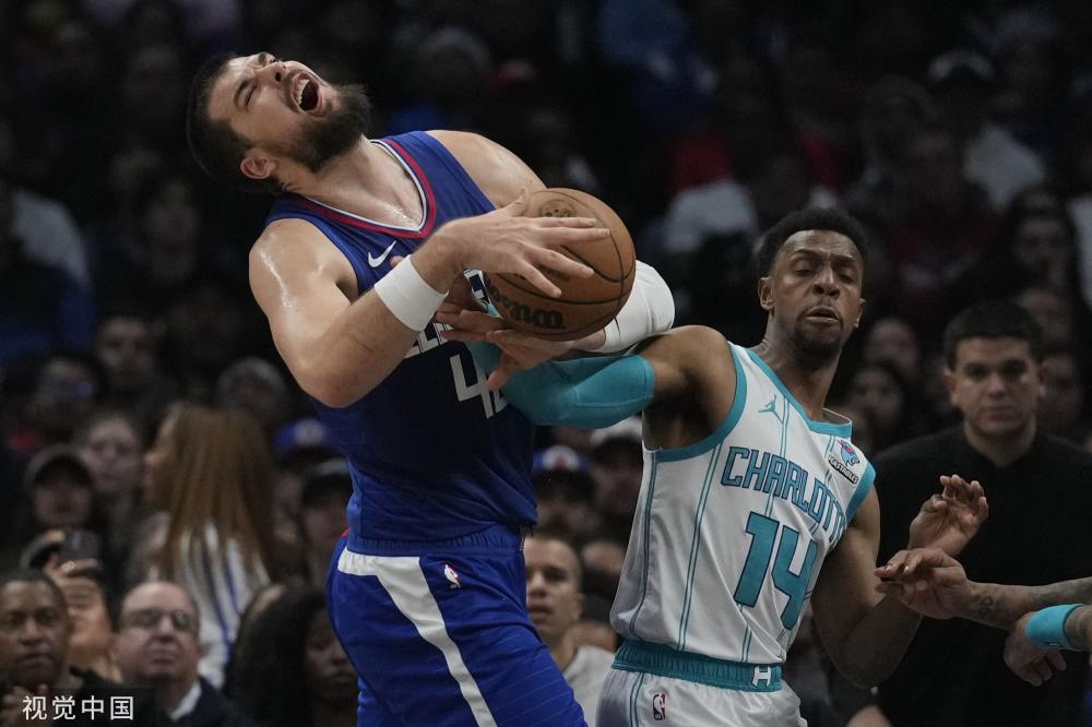 而教练的反 而教练的反