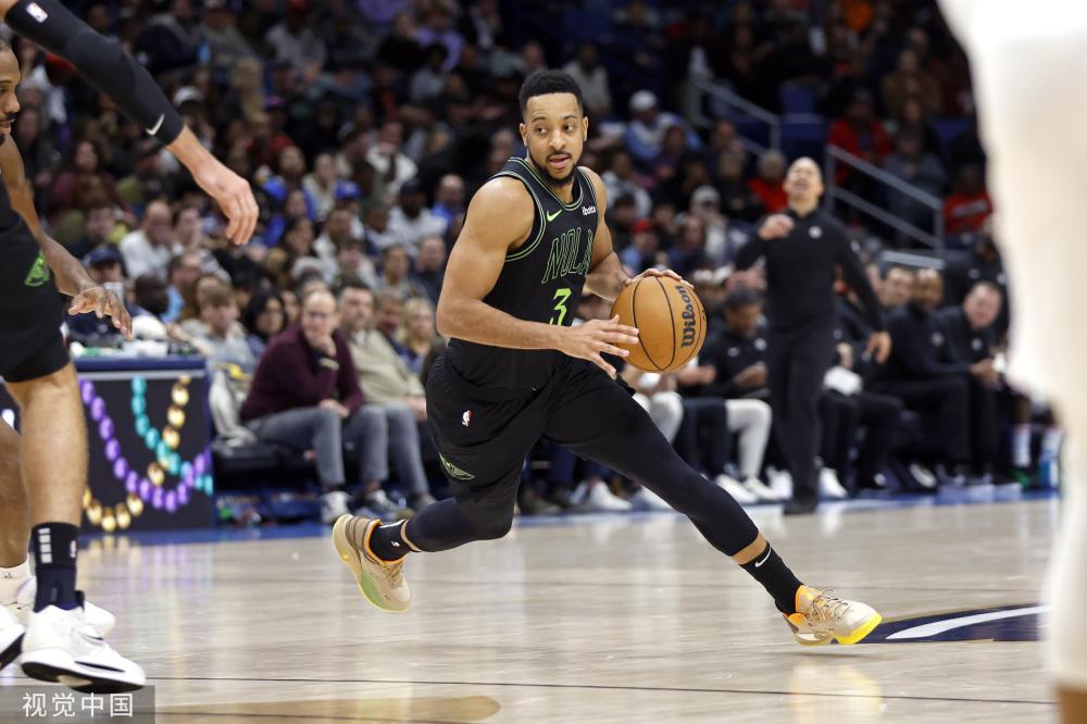 俱乐部的发 俱乐部的发